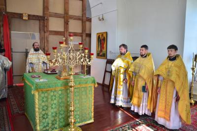 Svyato-Troickij hram s Gnilusha